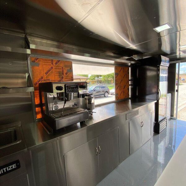 Well-Maintained P30 Step Van Food Truck with Brand New Interior - Image 5