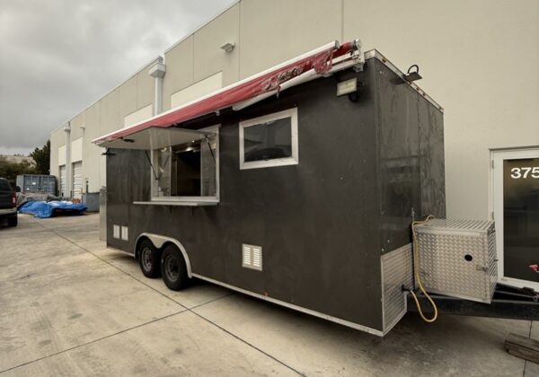 2021 20' Food Trailer For Sale - Image 3