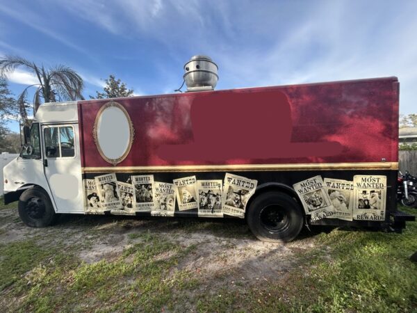2008 Freightliner MT-55 Food Truck - Image 6