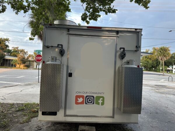 Orlando Food Trailer - Image 10